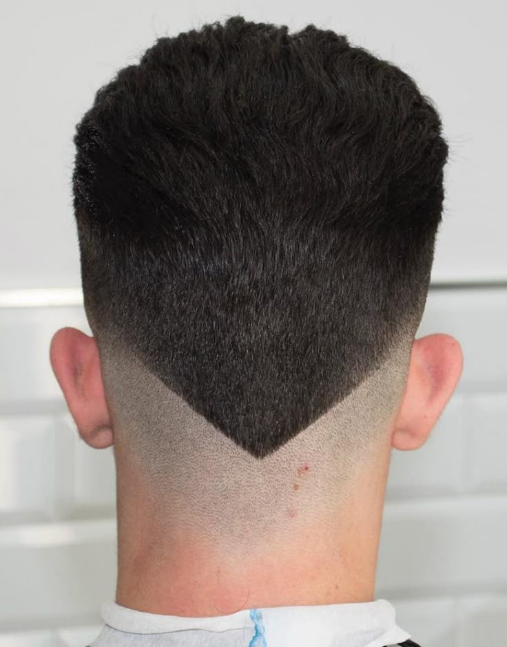 Corte Em V Estilo 1